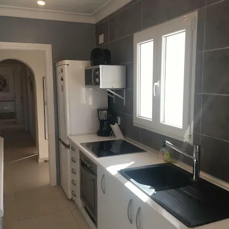 Vakantiehuis Casa Blanca Fur 4p *